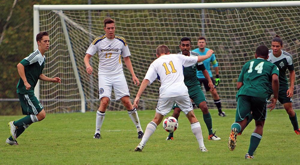 MSOC | Voyageurs Take All Three Points in 2-0 Victory