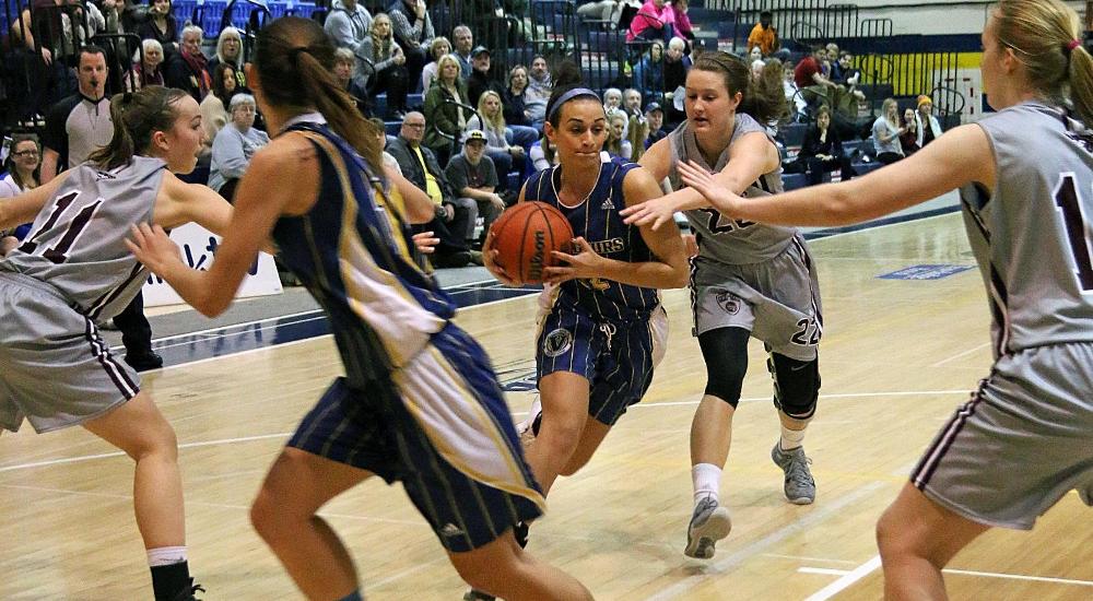WBB | Voyageurs Fall to Persistent Lions