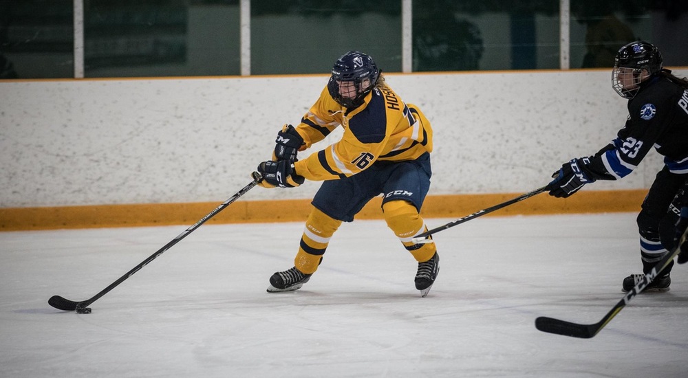 WHKY | Voyageurs Send Seniors Out With a Victory