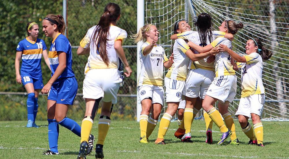 WSOC | Early Onslaught Propels Voyageurs Over Paladins
