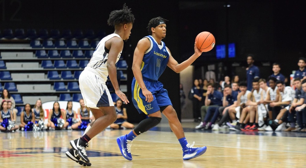 MBB | Voyageurs Show No Love to Varsity Blues on Valentine’s Day