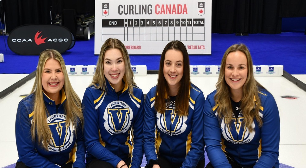 Women's team at nationals - Curling Canada/Duncan Bell